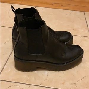 H&M Chunky Platform Chelsea Boots